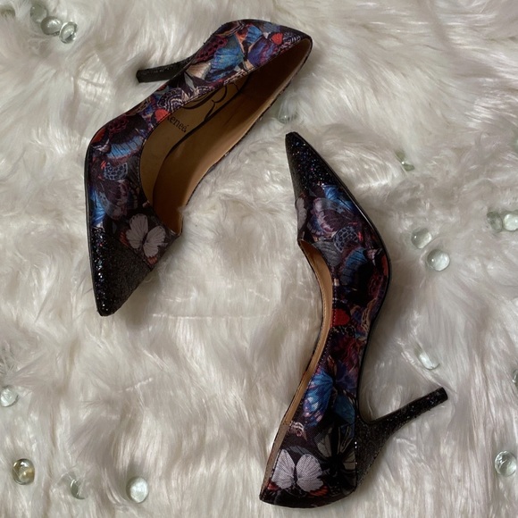 J.Renee Shoes - 💎J. Renee multi-color pump w/black sequined toe